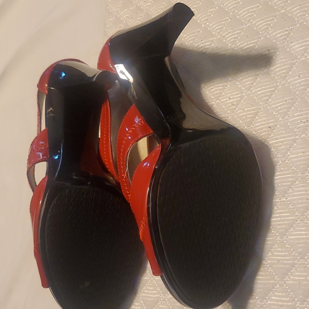 Red Michael Kors heels - Picture 3 of 10